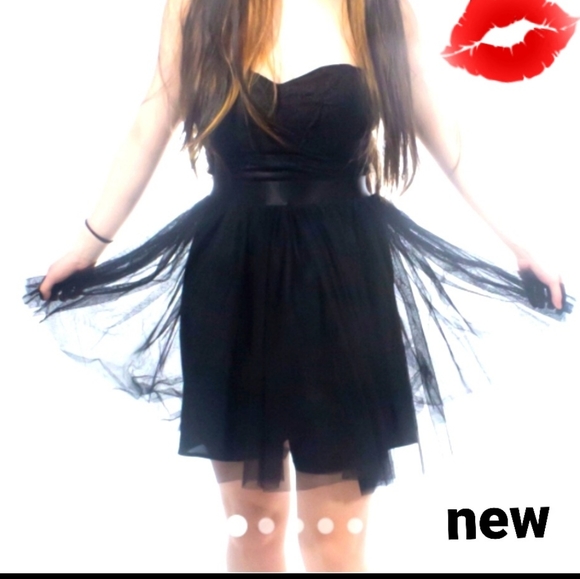 BeBe Tulle Strapless Dress - Picture 3 of 10